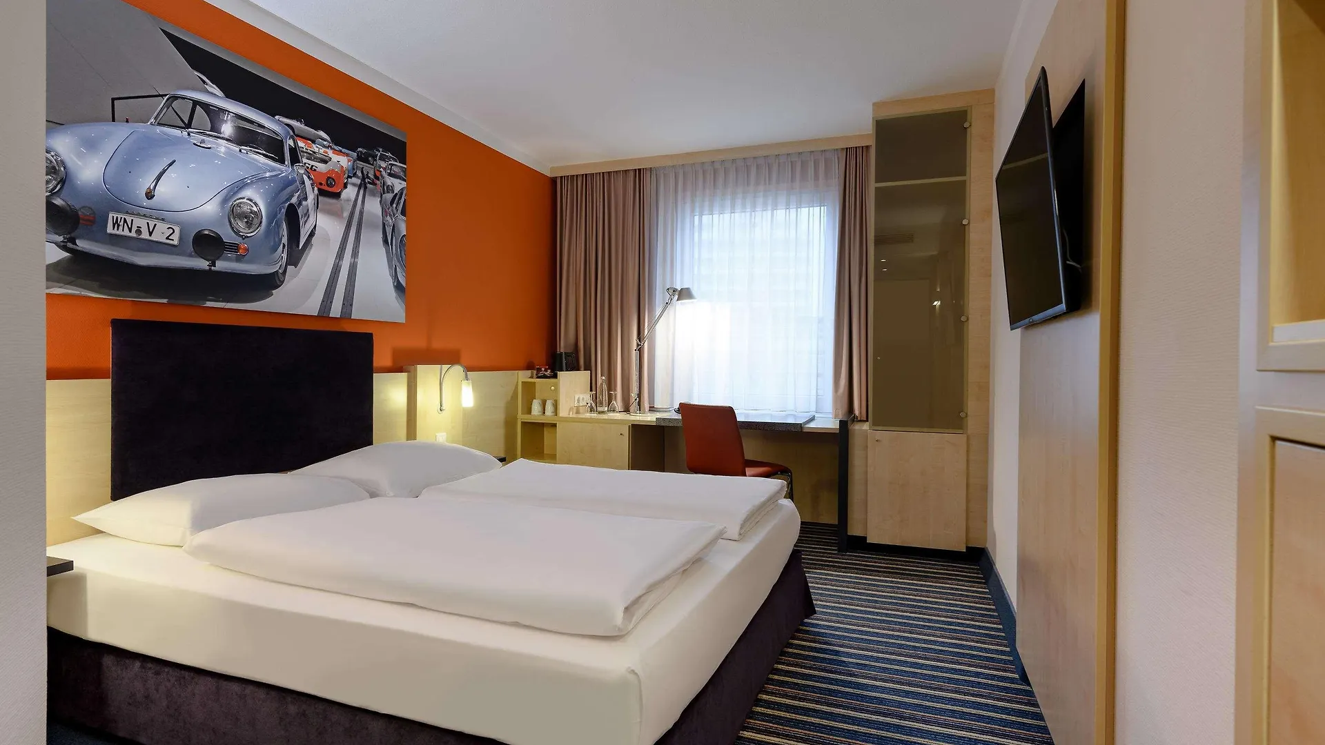 Scandic Stuttgart Europaviertel 4*,  Německo