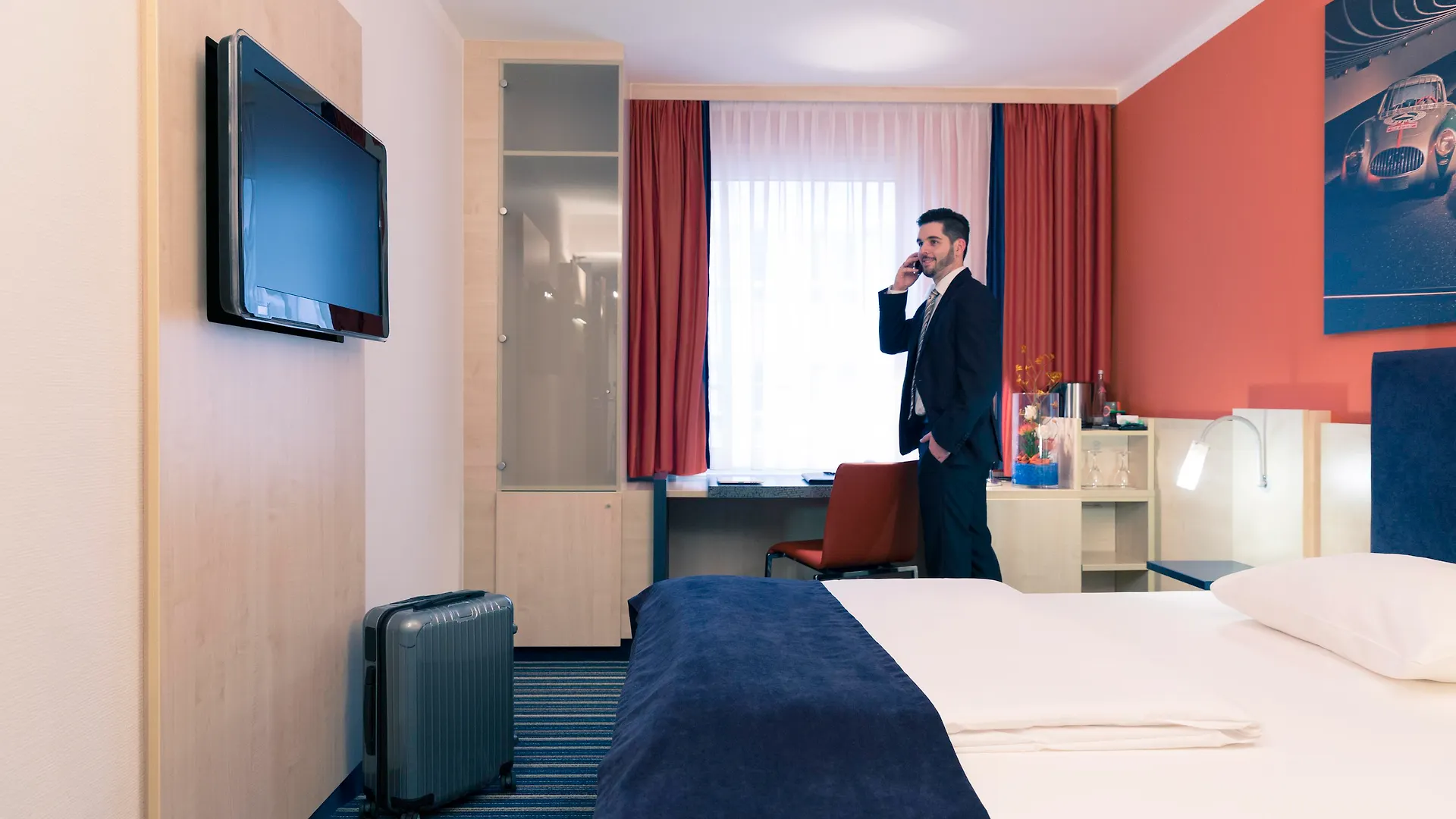 Mercure Stuttgart City Center 4*,
