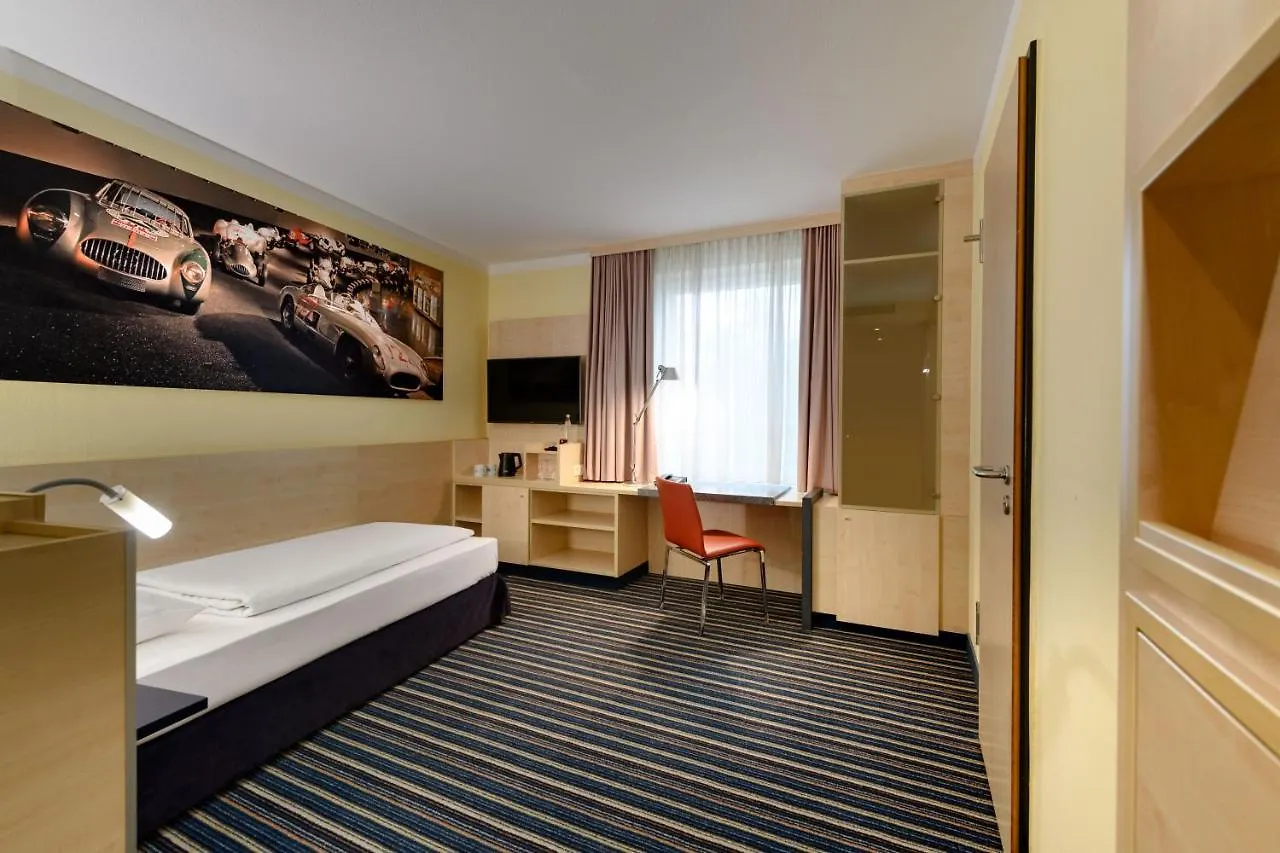 Mercure Stuttgart City Center 4*,